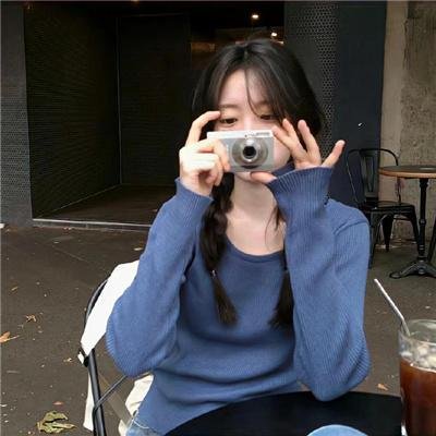 葛洛莉亚·贝尔